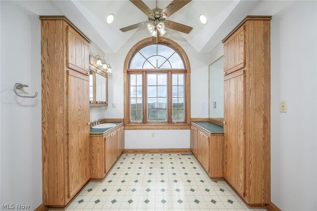 46675 Clarkson Rd, Rogers, OH 44455