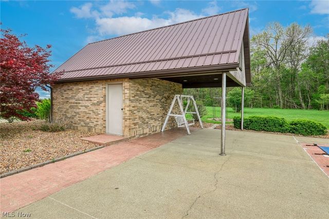 46675 Clarkson Rd, Rogers, OH 44455
