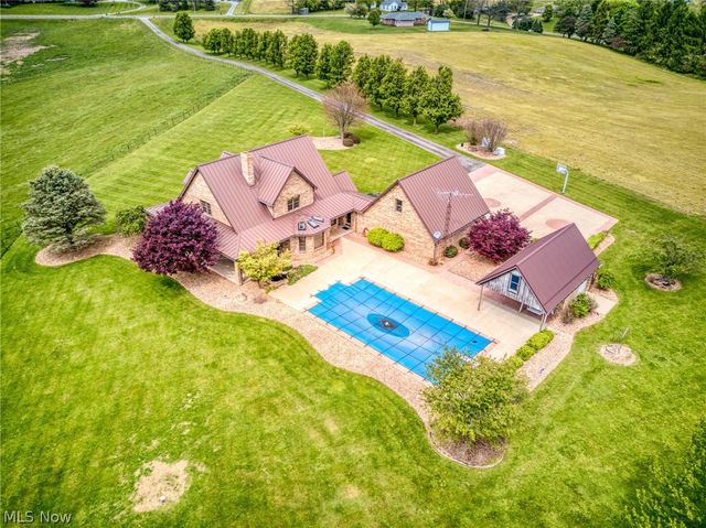 46675 Clarkson Rd, Rogers, OH 44455