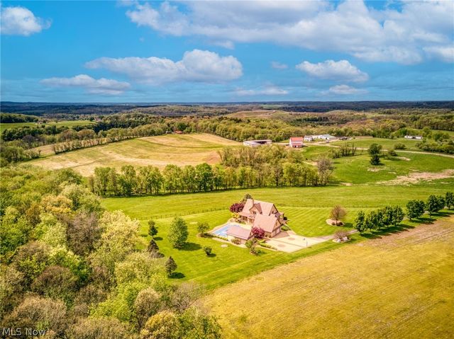 46675 Clarkson Rd, Rogers, OH 44455