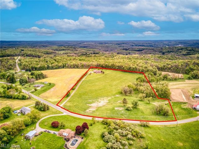 46675 Clarkson Rd, Rogers, OH 44455