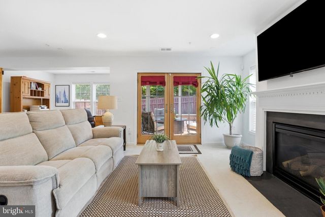 203 TREYBURN WAY, Arnold, MD 21012