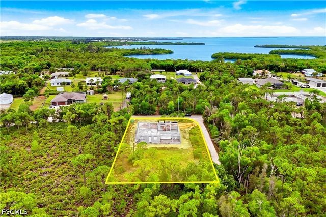 5288 Fairbanks DR, St James City, FL 33956