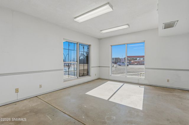 700 W Picacho Avenue, Las Cruces, NM 88005