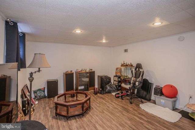 731 HIGHLAND AVENUE, Chambersburg, PA 17202