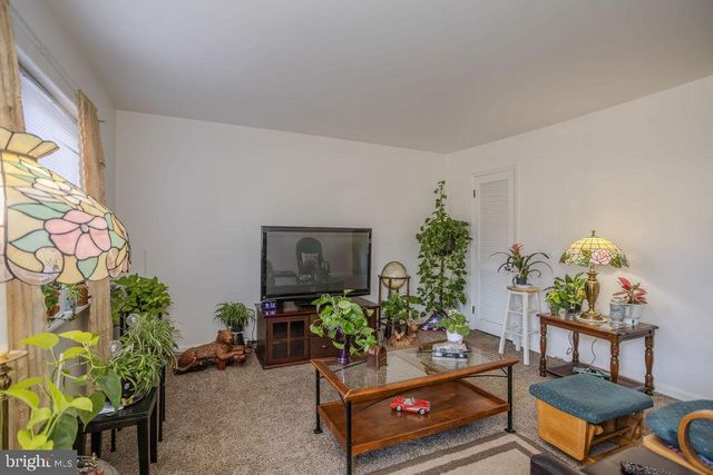 731 HIGHLAND AVENUE, Chambersburg, PA 17202