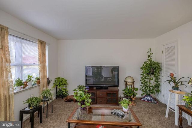 731 HIGHLAND AVENUE, Chambersburg, PA 17202