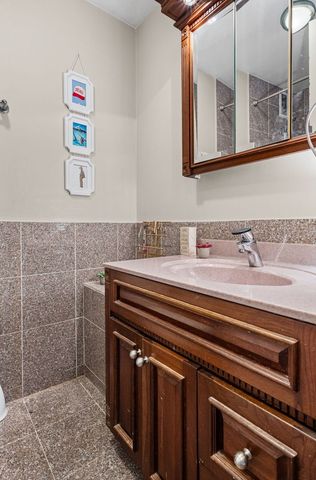 1 E Scott Street 1601, Chicago, IL 60610