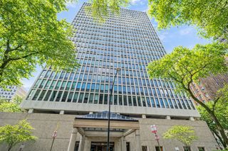 1 E Scott Street 1601, Chicago, IL 60610