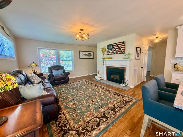 2 Judd Hill Road, Woodbury, CT 06798