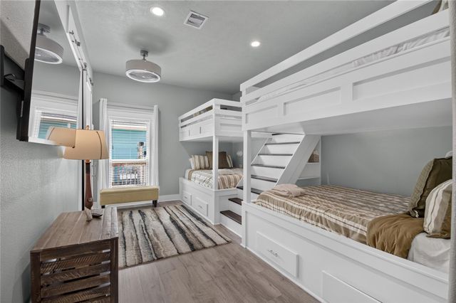 870 Kahla Drive, Crystal Beach, TX 77650