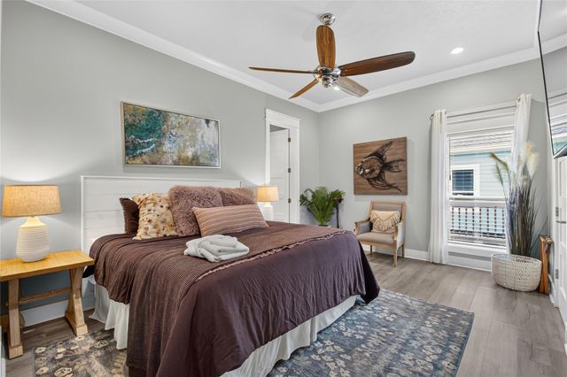 870 Kahla Drive, Crystal Beach, TX 77650