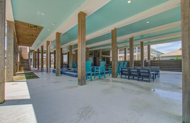 870 Kahla Drive, Crystal Beach, TX 77650
