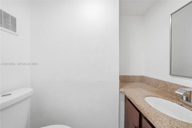 5320 W 26th Ave 108, Hialeah, FL 33016