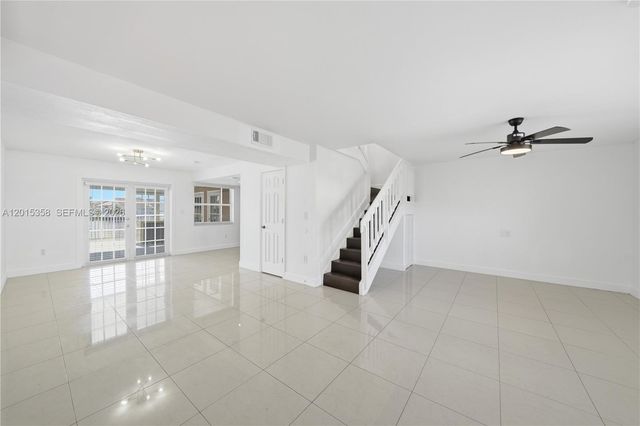 5320 W 26th Ave 108, Hialeah, FL 33016