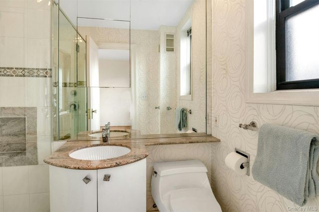 4810 Boston Post Road 2D, Pelham, NY 10803