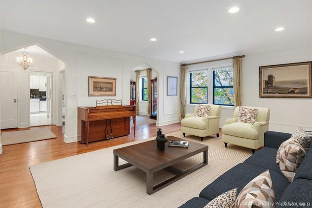 4810 Boston Post Road 2D, Pelham, NY 10803