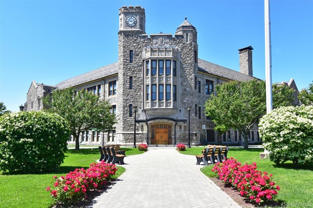 4810 Boston Post Road 2D, Pelham, NY 10803