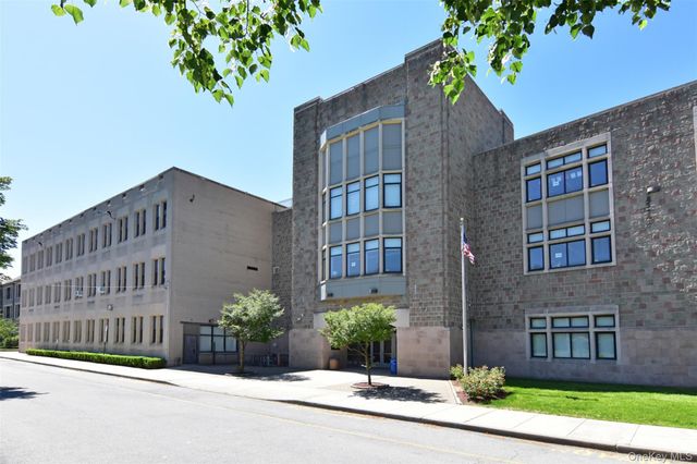 4810 Boston Post Road 2D, Pelham, NY 10803