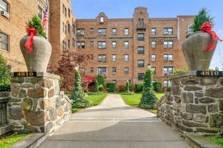 4810 Boston Post Road 2D, Pelham, NY 10803