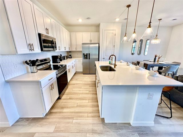 1047 PLANTATION LANE, Davenport, FL 33896