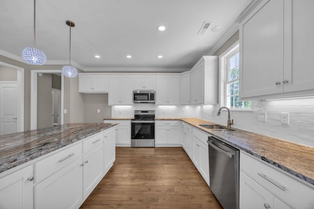 1151 Bear Lake Dr., Longs, SC 29568