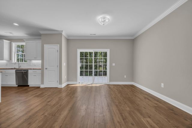 1151 Bear Lake Dr., Longs, SC 29568