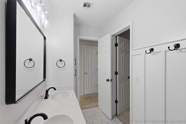 11414 S Joplin Avenue, Tulsa, OK 74137