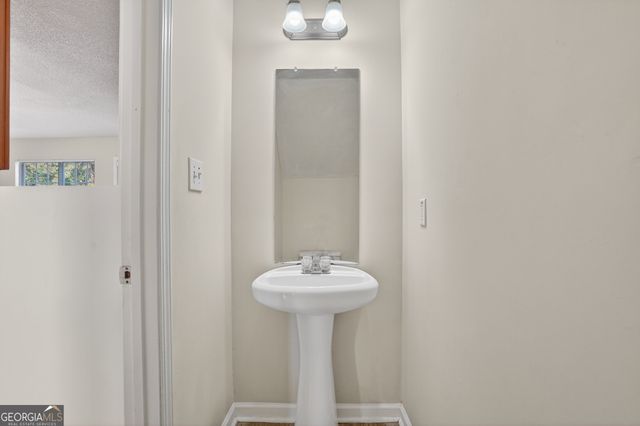 8100 Oakley Circle, Union City, GA 30291