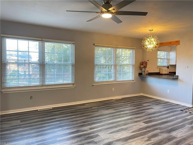 1001 Barclay SQ, Virginia Beach, VA 23451