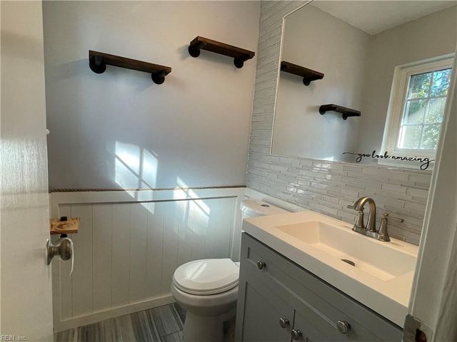 1001 Barclay SQ, Virginia Beach, VA 23451