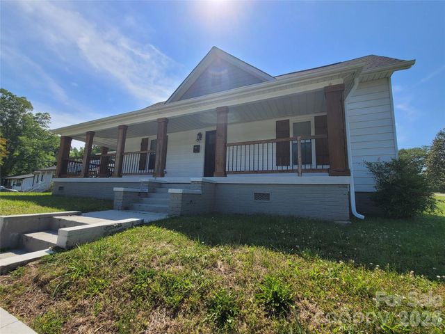 409 N 12th Street, Bessemer City, NC 28016