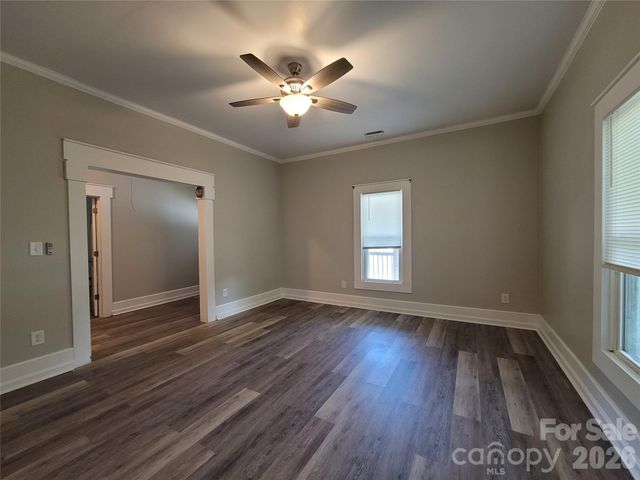 409 N 12th Street, Bessemer City, NC 28016