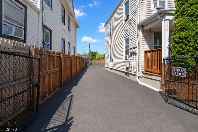 111 Liberty St, Plainfield City, NJ 07060