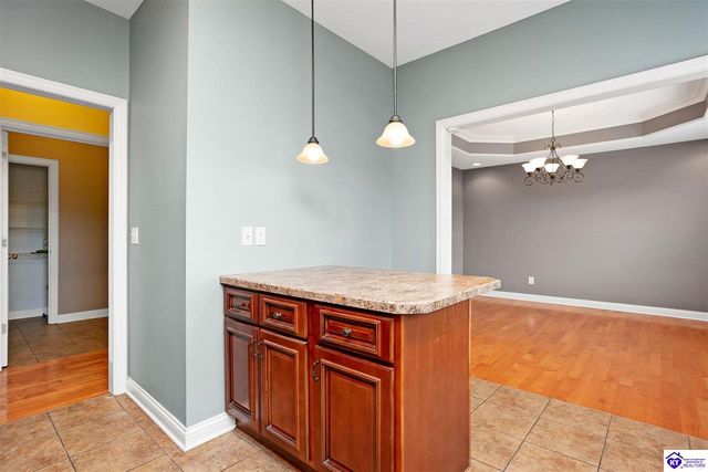 672 Wind Brook Drive, Elizabethtown, KY 42701