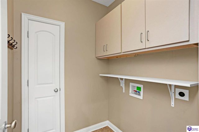 672 Wind Brook Drive, Elizabethtown, KY 42701