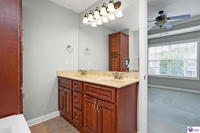 672 Wind Brook Drive, Elizabethtown, KY 42701