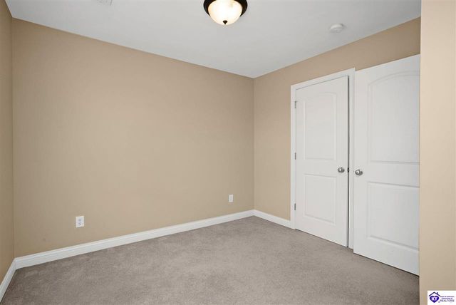 672 Wind Brook Drive, Elizabethtown, KY 42701