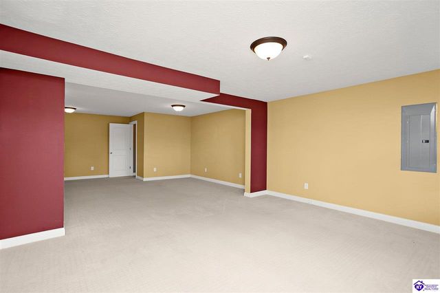 672 Wind Brook Drive, Elizabethtown, KY 42701