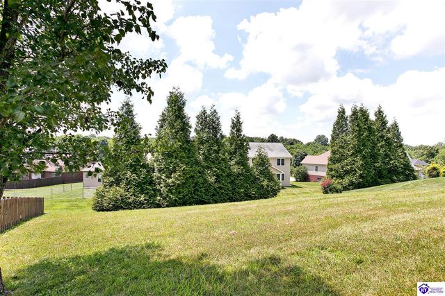 672 Wind Brook Drive, Elizabethtown, KY 42701