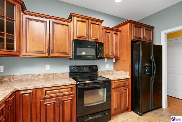 672 Wind Brook Drive, Elizabethtown, KY 42701