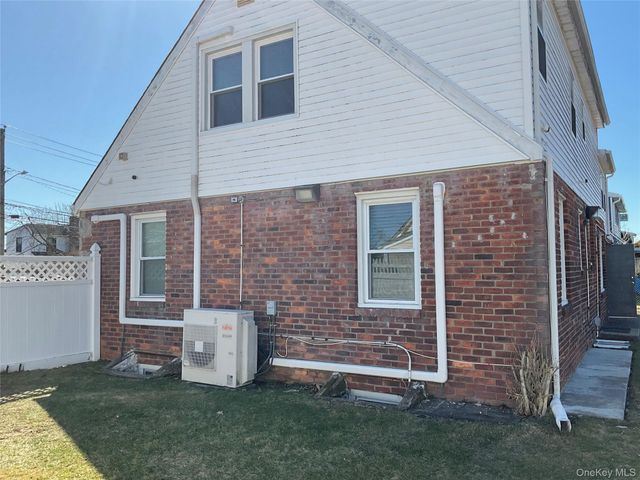 695 Goodrich Street, Uniondale, NY 11553