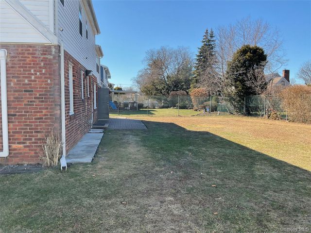 695 Goodrich Street, Uniondale, NY 11553