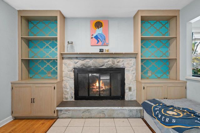 4551 N 100th STREET, Wauwatosa, WI 53225