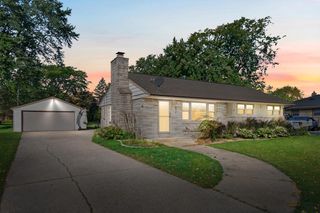 4551 N 100th STREET, Wauwatosa, WI 53225