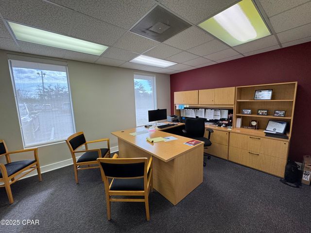 527 Airport Rd, Panama City, FL 32405