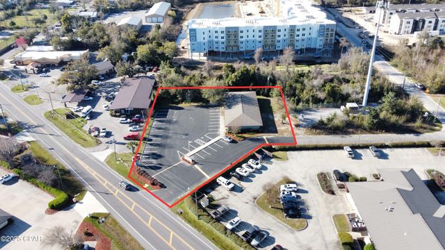 527 Airport Rd, Panama City, FL 32405
