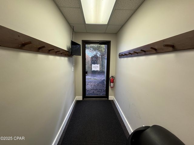 527 Airport Rd, Panama City, FL 32405