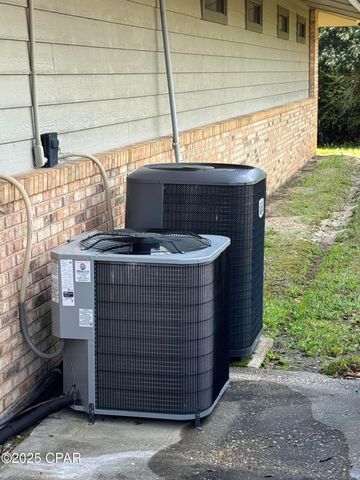 527 Airport Rd, Panama City, FL 32405