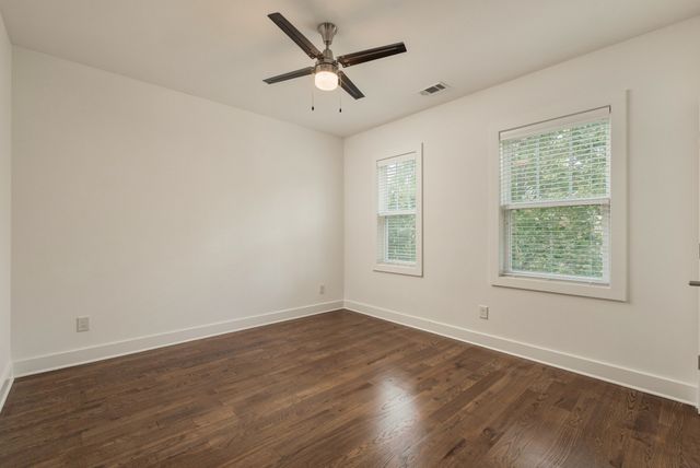 5896 Morrow Rd, Nashville, TN 37209